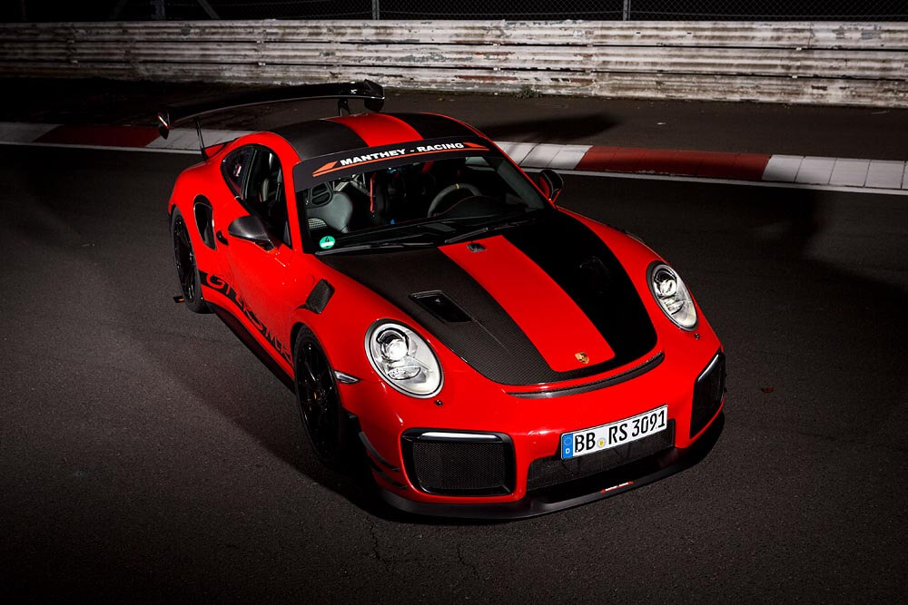 911 GT2 RS MR – самый быстрый на треке спортивный автомобиль с допуском для  дорог общего пользования | Порше Центр Ясенево
