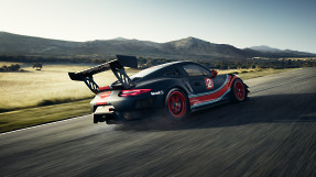 На старте Porsche 911 GT2 RS Clubsport мощностью 700 л.с.