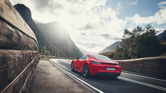 Пополнение в модельных рядах Boxster и Cayman