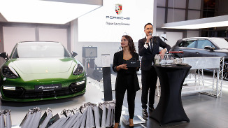 15 декабря в Порше Центре Ясенево прошла презентация Porsche Exclusive Manufaktur.