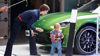 15 декабря в Порше Центре Ясенево прошла презентация Porsche Exclusive Manufaktur.