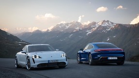Мировая премьера Porsche Taycan: рационально переосмысленный спорткар