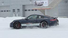 Февраль. Адреналин. Porsche. 