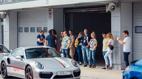 Porsche Russia Roadshow - скоростное приключение от Порше Центр Ясенево!