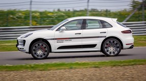 Porsche Russia Roadshow - скоростное приключение от Порше Центр Ясенево!